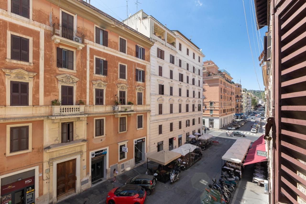 Vatican Museum By Rental In Rome Exterior photo