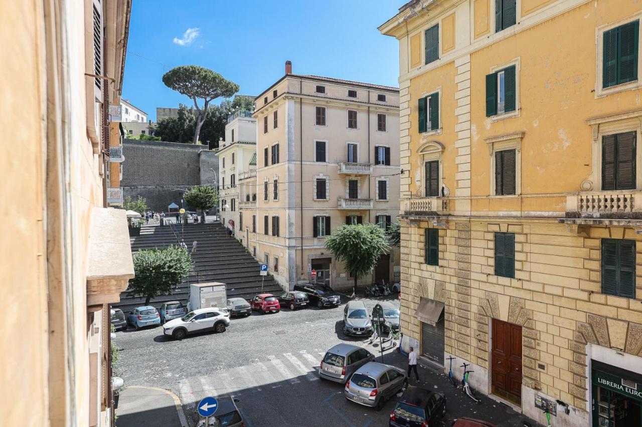 Vatican Museum By Rental In Rome Exterior photo